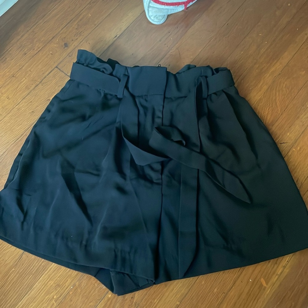 H&M shorts, size 6, navy blue